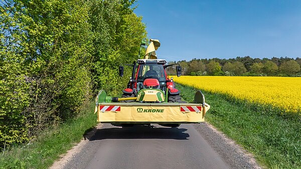 Optional: Hydraulically folding side guards